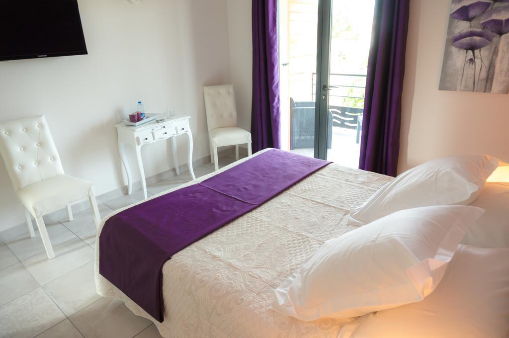 Le Clos De L'Olivade Saint-Just  Rom bilde